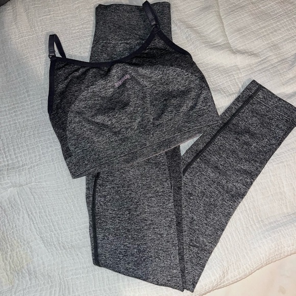 Gymshark Gray Sports Bra and Leggings Set - Picture 5 of 8